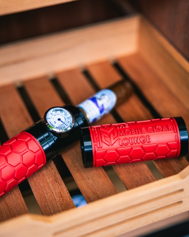 The Mobile Cigar Lounge Cigador